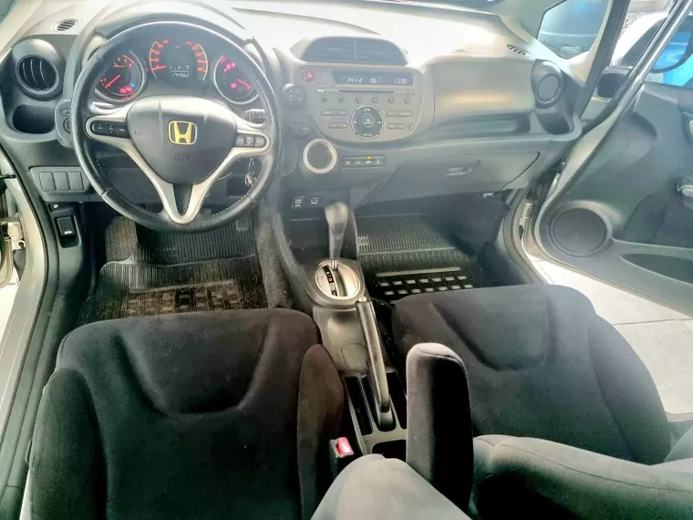 Honda FIT Prata 3