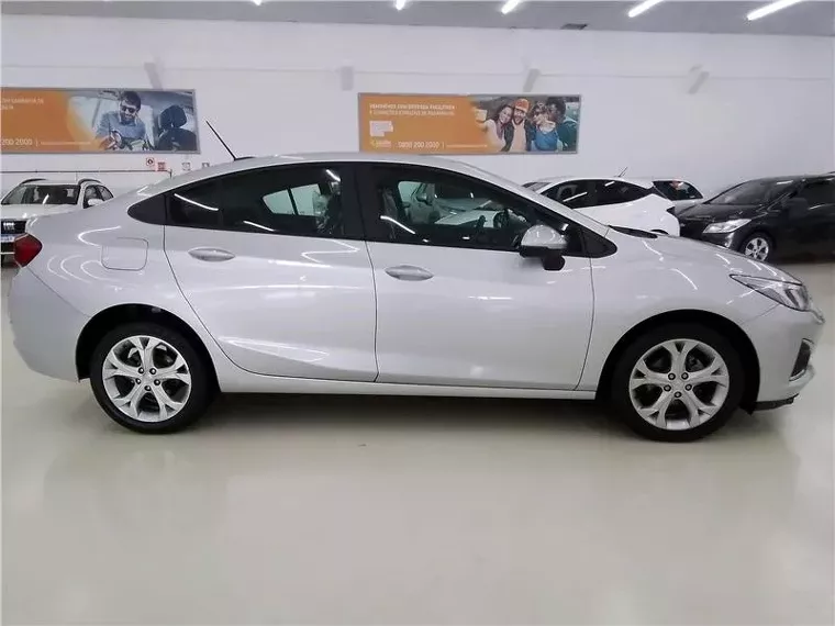 Chevrolet Cruze Prata 7