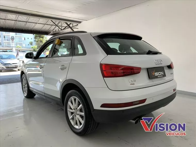 Audi Q3 Branco 15