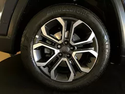 Jeep Commander