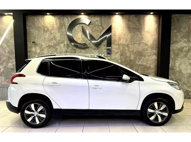 Peugeot 2008 Branco 13