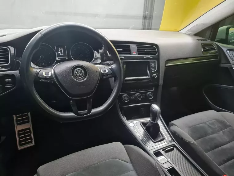 Volkswagen Golf Branco 9