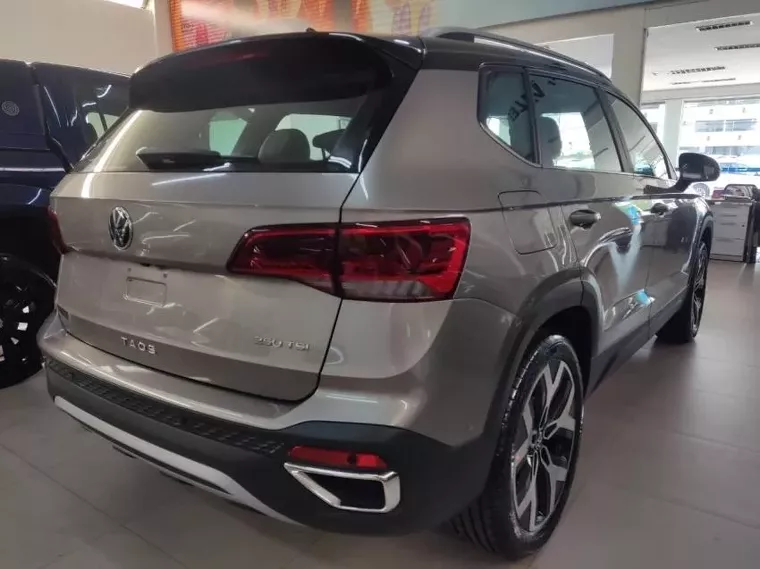 Volkswagen Taos Bege 1