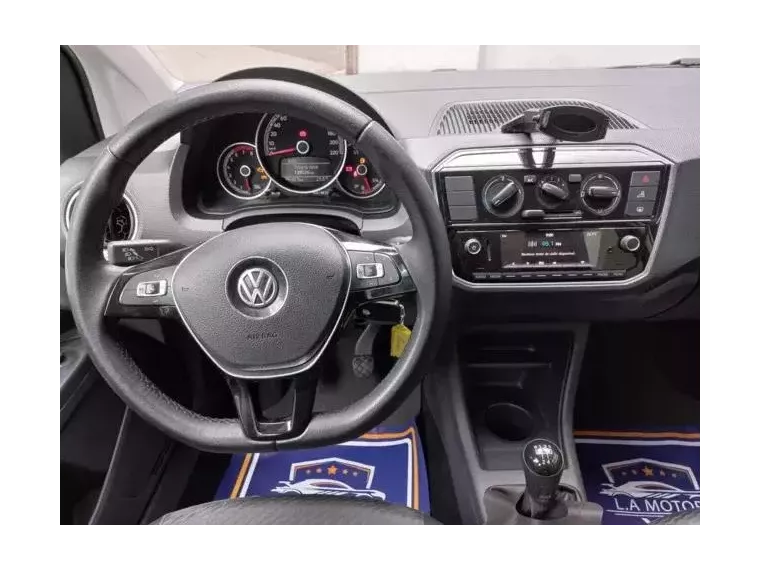 Volkswagen Cross UP Branco 9