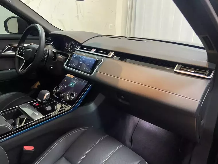 Land Rover Range Rover Velar Preto 11