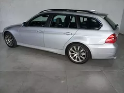 BMW 325i