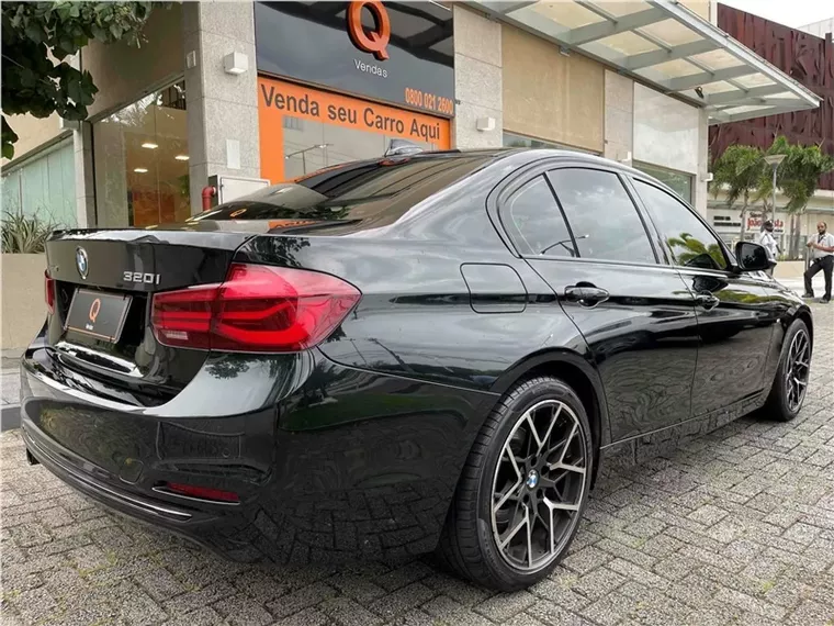 BMW 320i Preto 10