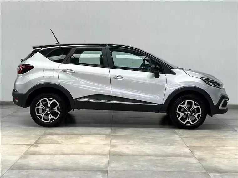 Renault Captur Prata 12