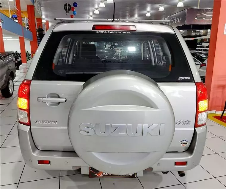 Suzuki Grand Vitara Prata 3