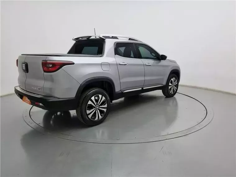 Fiat Toro Prata 12