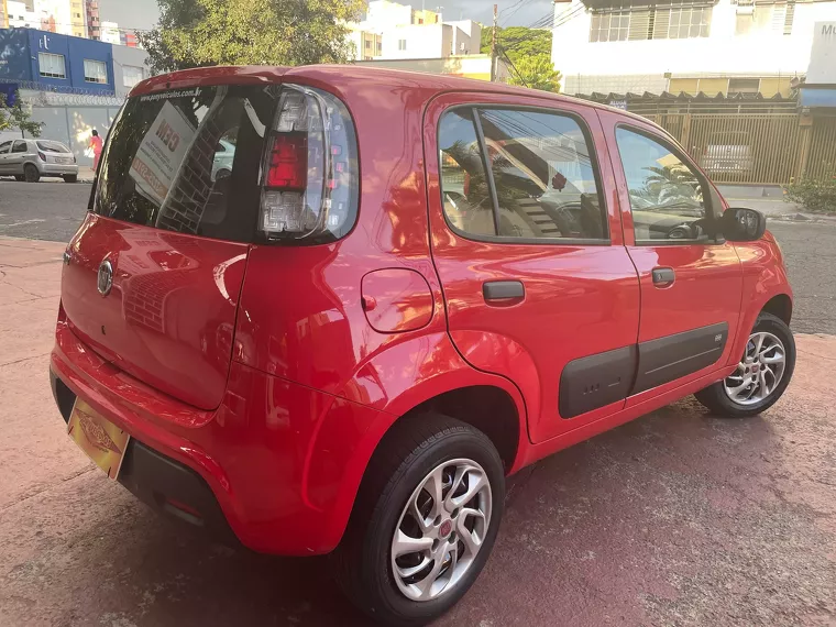 Fiat Uno Vermelho 16