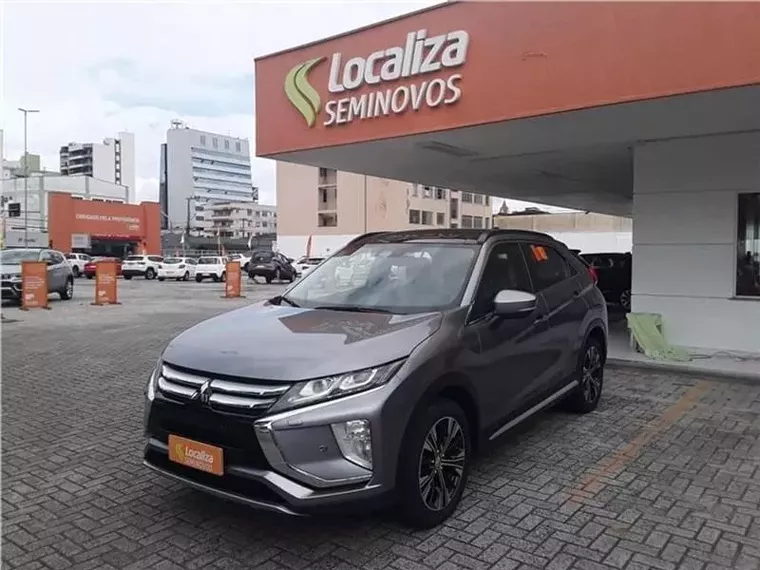 Mitsubishi Eclipse Cross Cinza 8