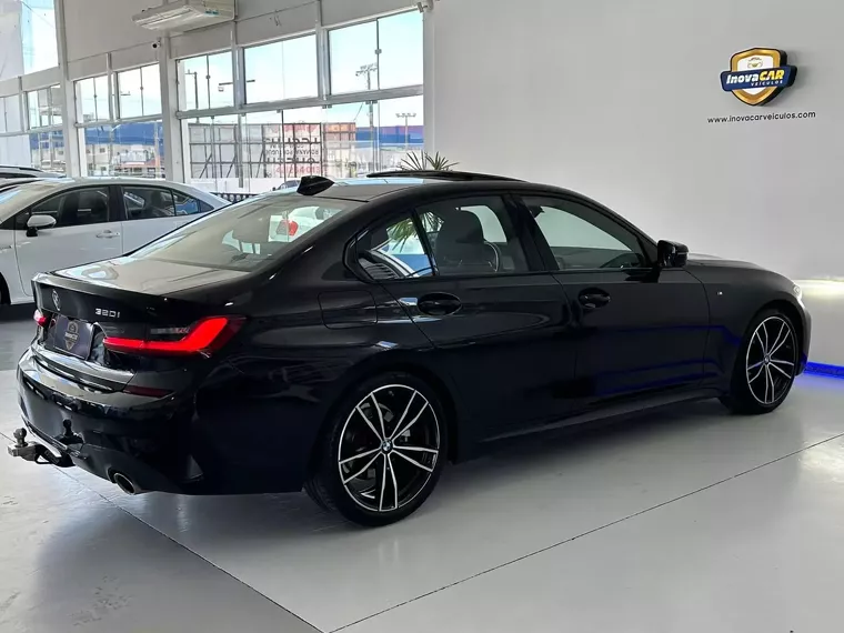 BMW 320i Preto 16