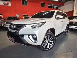 Toyota Hilux SW4