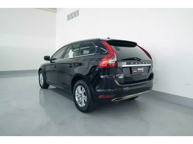 Volvo XC60 Preto 6