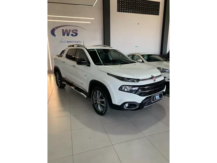 Fiat Toro Branco 19