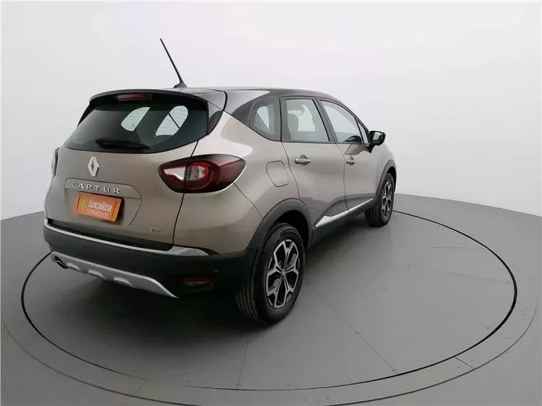 Renault Captur Bronze 3