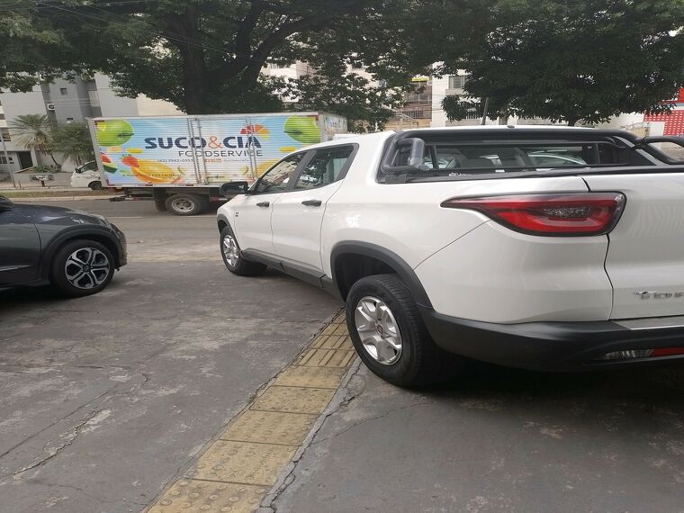 Fiat Toro Branco 5