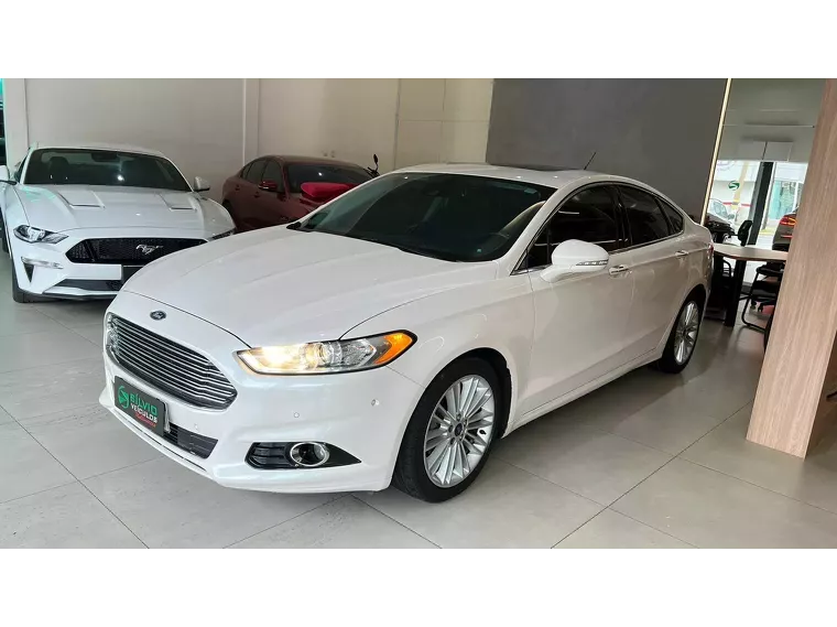 Ford Fusion Branco 1