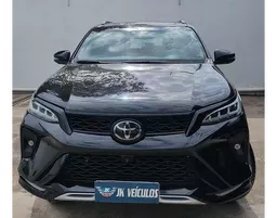 Toyota Hilux SW4