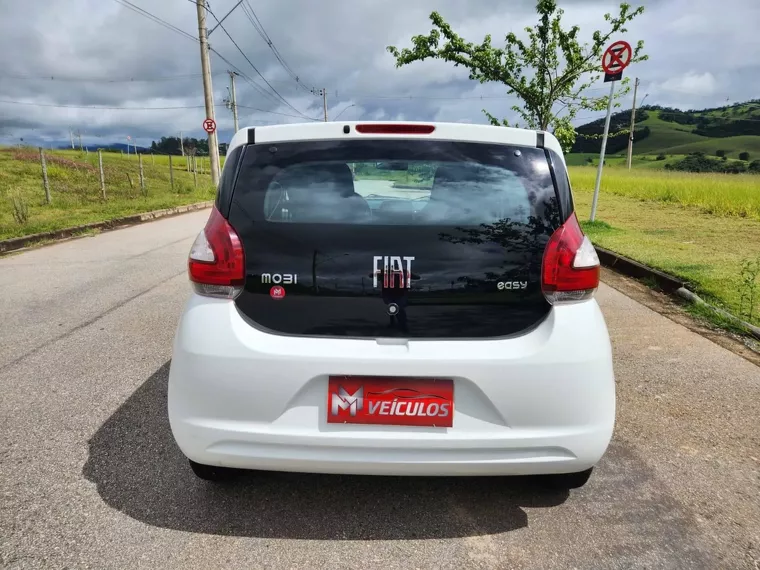 Fiat Mobi Branco 9