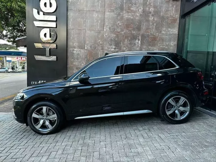 Audi Q5 Preto 5