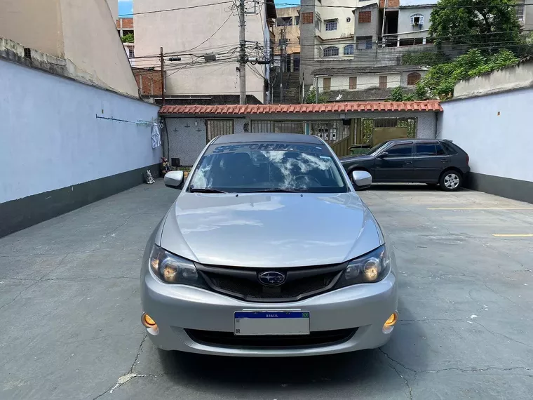 Subaru Impreza Prata 10