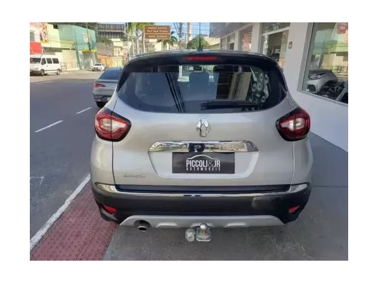 Renault Captur Prata 2