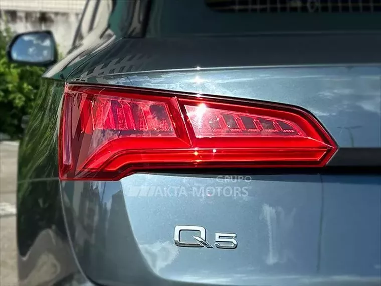 Audi Q5 Cinza 14