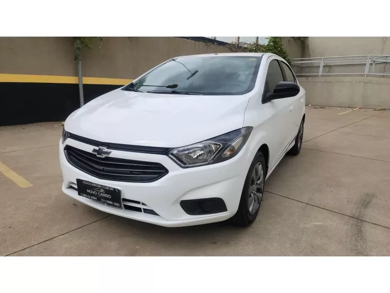 Chevrolet Joy Branco 20