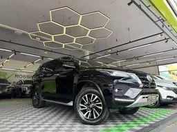 Toyota Hilux SW4
