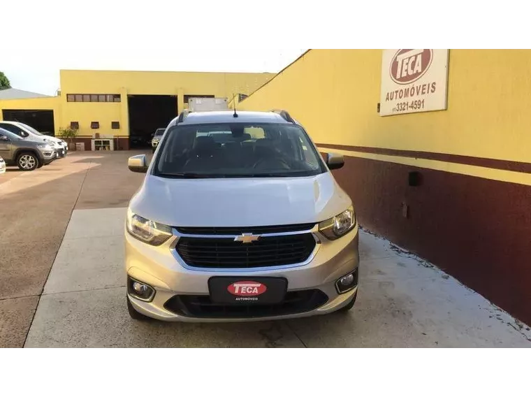 Chevrolet Spin Prata 5