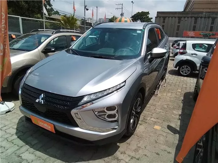 Mitsubishi Eclipse Cross Prata 1