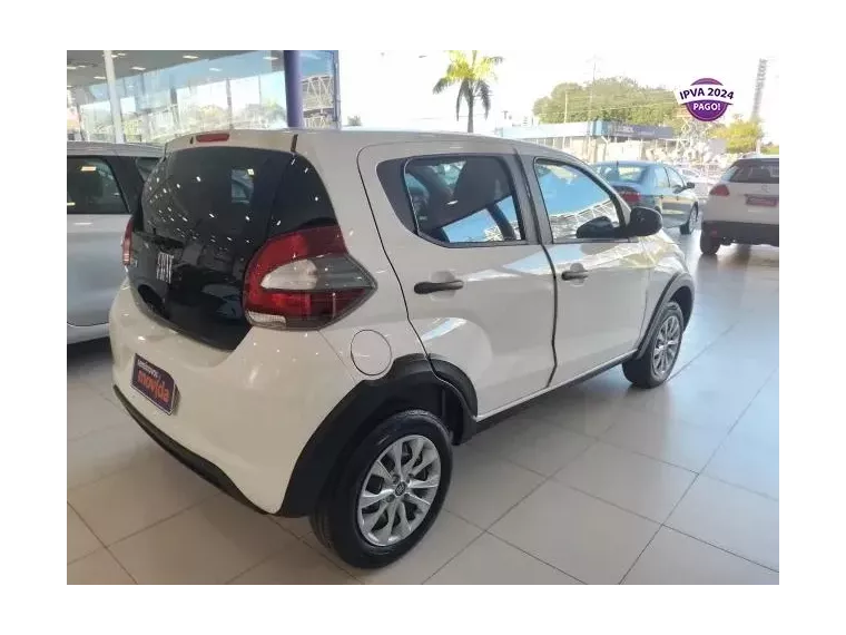 Fiat Mobi Branco 5