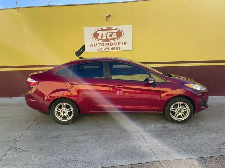 Ford Fiesta Vermelho 3