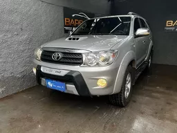 Toyota Hilux SW4