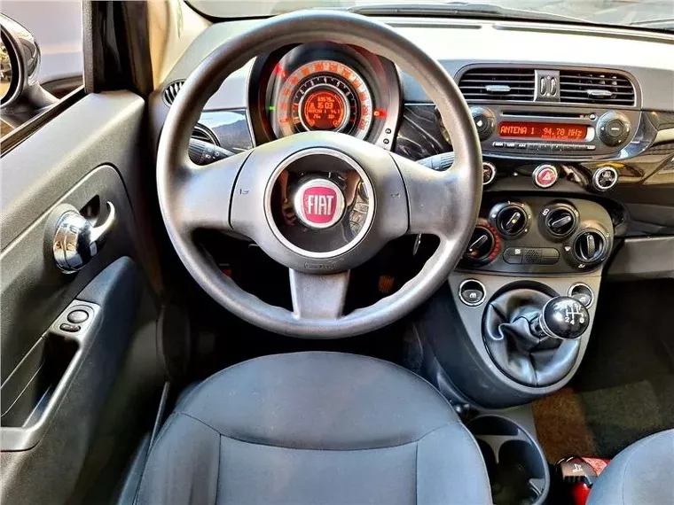 Fiat 500 Preto 4