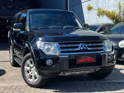 Mitsubishi Pajero Full