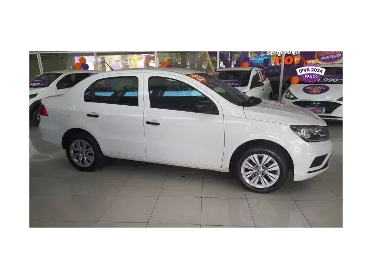 Volkswagen Voyage Branco 4