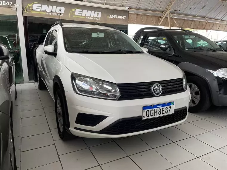 Volkswagen Saveiro Branco 4