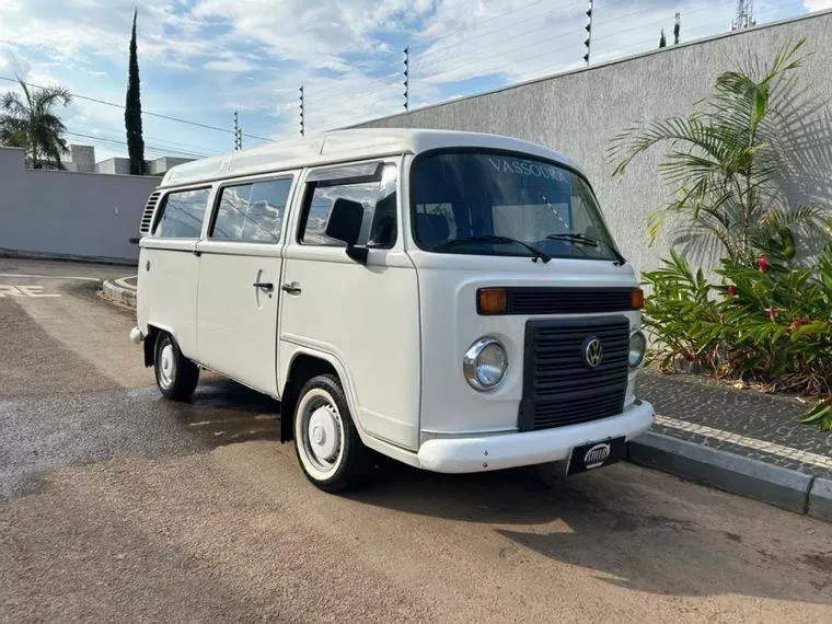 Volkswagen Kombi Branco 6