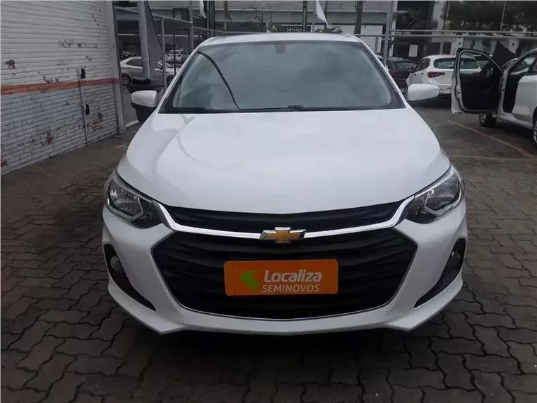 Chevrolet Onix Branco 4