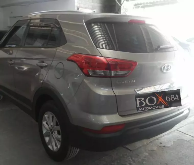 Hyundai Creta Prata 6