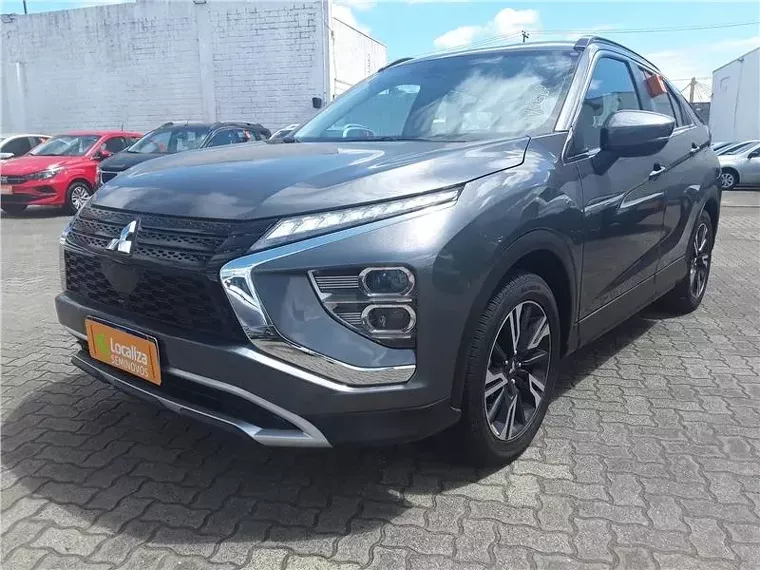 Mitsubishi Eclipse Cross Cinza 1