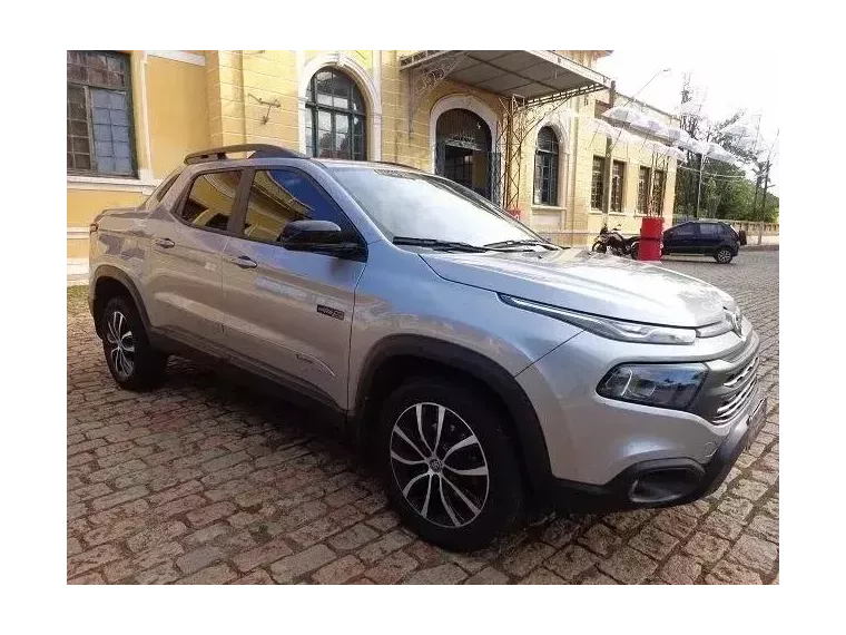 Fiat Toro Cinza 8