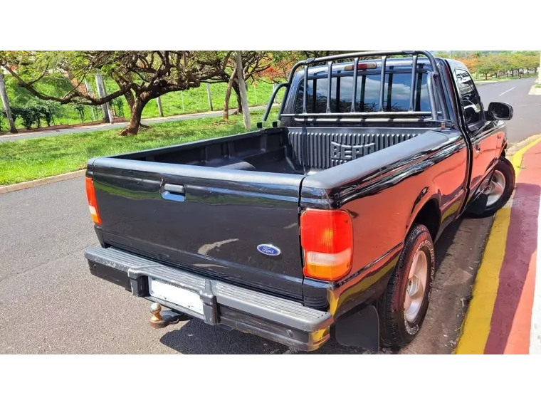 Ford Ranger Preto 8