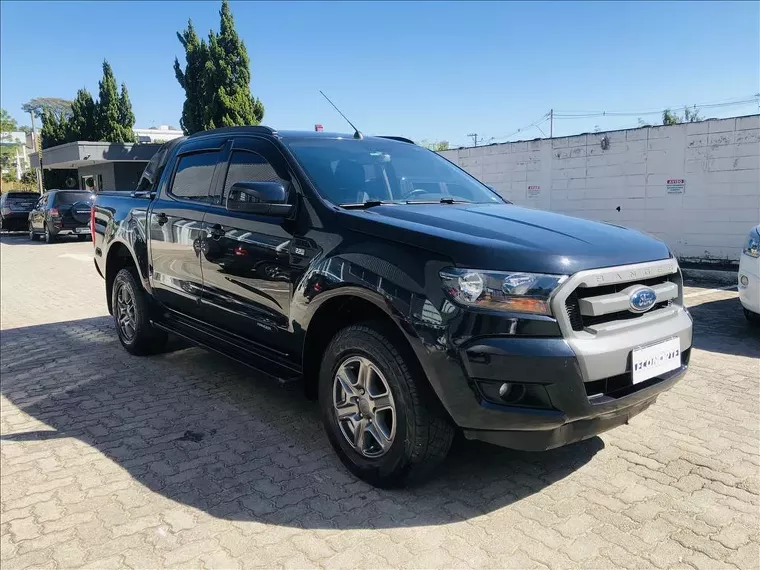 Ford Ranger Preto 11