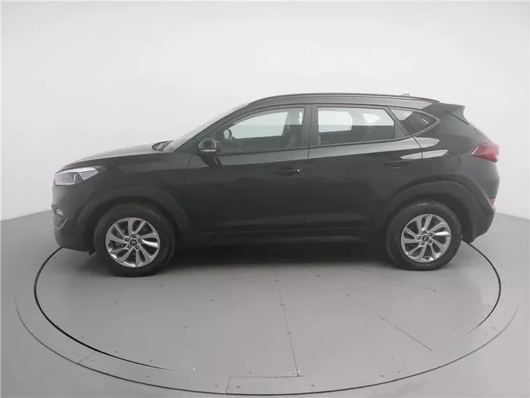 Hyundai Tucson Preto 16