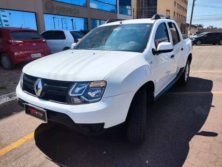 Renault Duster Oroch Branco 5