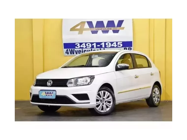 Volkswagen Gol Branco 9